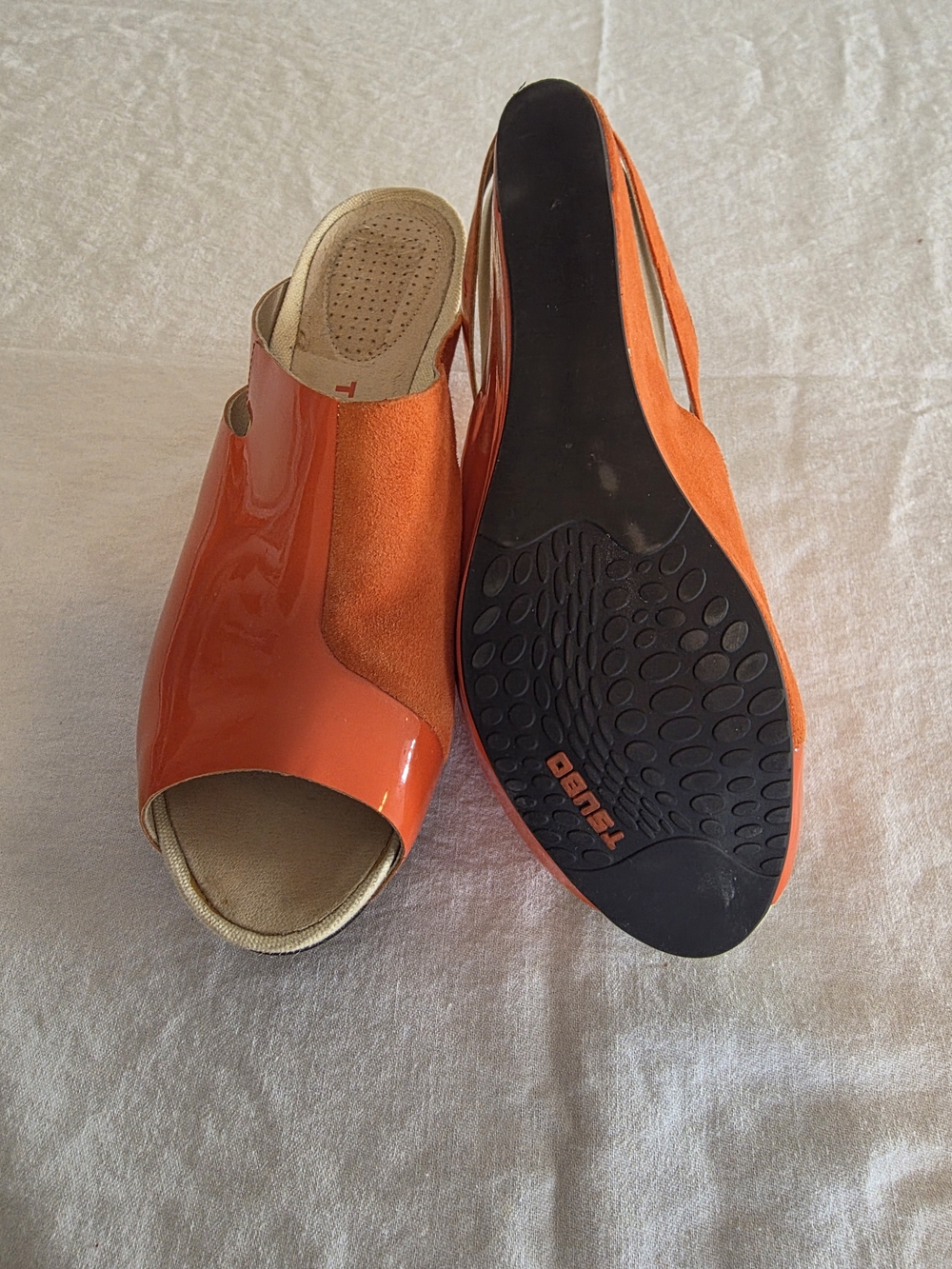 Tsubo Women's Orange Open-Toe Slide Sandals, Small Dark Spot On Left Top - Picture 3 of 5